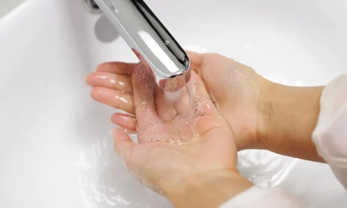 pexels-edward-jenner-4031825-2880w